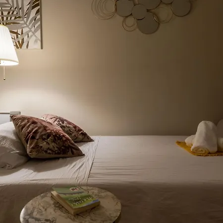 Parthenopi Suite, Le Chic De Dans Le Centre, Pres Du Palais