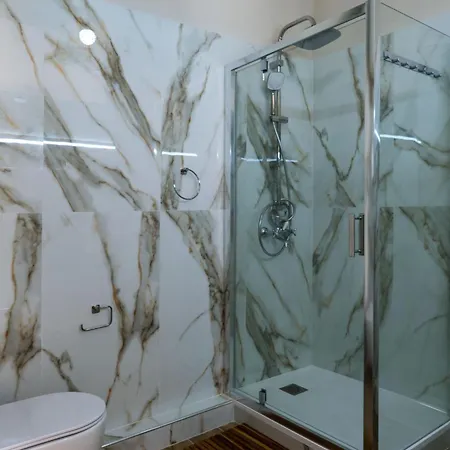 Διαμέρισμα Parthenopi Suite, Le Chic De Dans Le Centre, Pres Du Palais